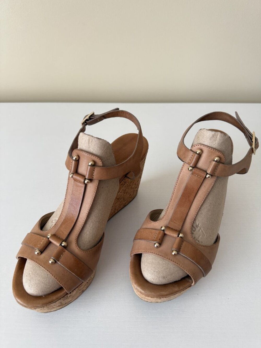 EUC Jimmy Choo Pillar T-Strap Leather Cork Wedge Tan Leather Platform Sandals
